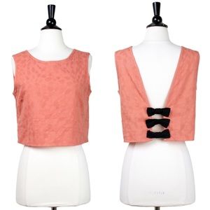 PEPALOVES Textured Coral Crop Top w. Bow Back